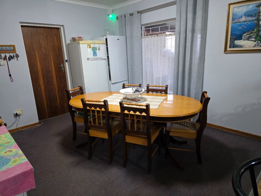 4 Bedroom Property for Sale in Heuwelsig Free State